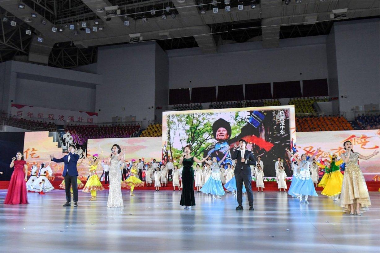 女性一弯腰就腰疼怎么回事游戏画面